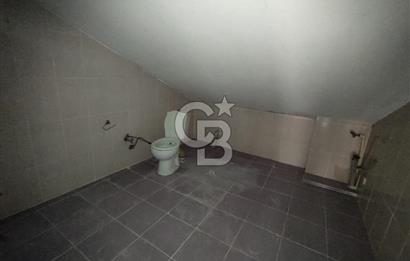 HASTANENİN TAM KARŞISINDA CADDE ÜZERİ KİRALIK 2+1 ÇATI KATI