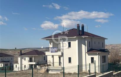 Ballıkuyumcu'da Özel Satılık 7 + 2 Müstakil Villa