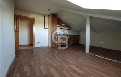 HASTANENİN TAM KARŞISINDA CADDE ÜZERİ KİRALIK 2+1 ÇATI KATI