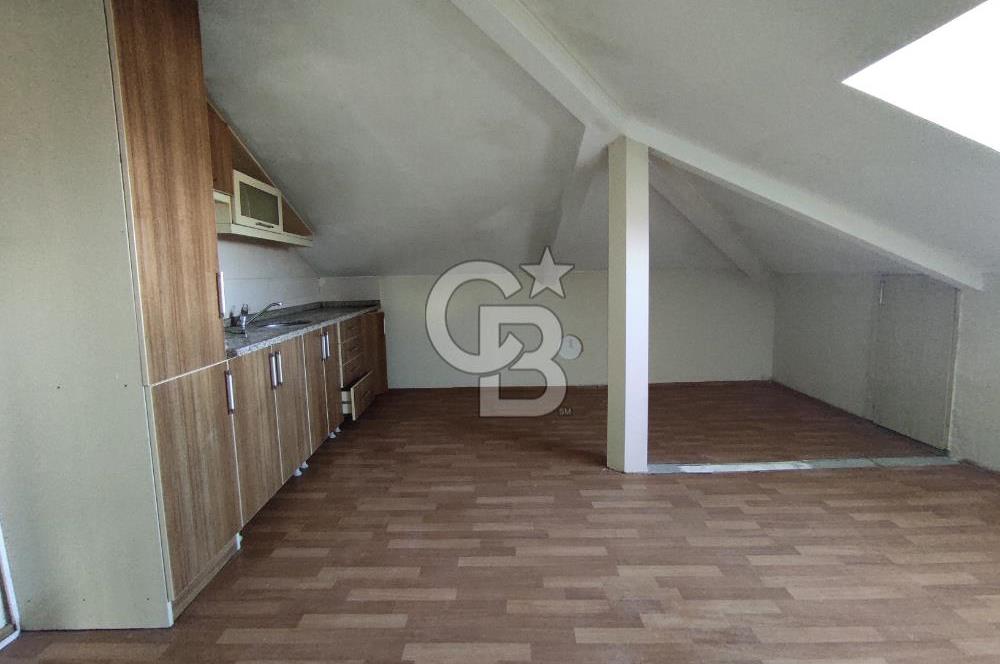 HASTANENİN TAM KARŞISINDA CADDE ÜZERİ KİRALIK 2+1 ÇATI KATI