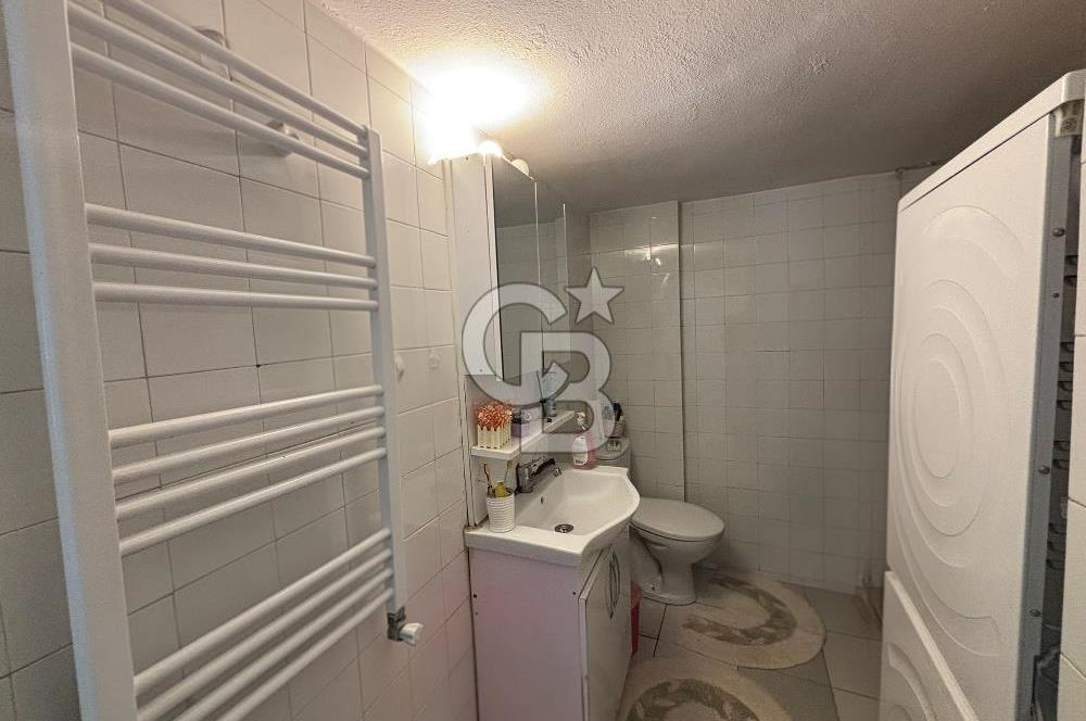 İZMİR GÜZELYALIDA MERKEZİ KONUMDA 2+1 KİRALIK DAİRE