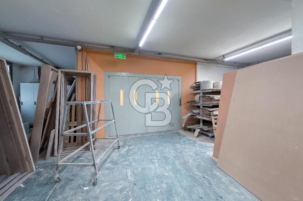 Büyükçekmece Mimarsinan'da İskanlı 3200m² Fabrika & Komple Bina