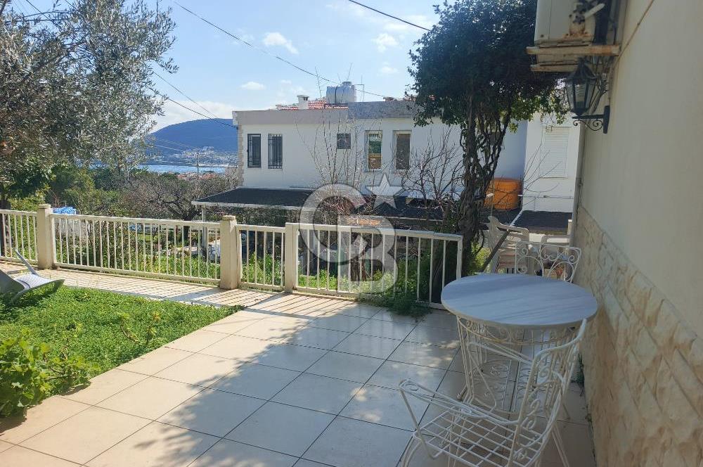 izmir yenifoça satılık deniz manzaralı villa