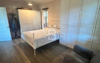 Doğanın Kalbinde Saklı Bir Cennet: Modern ve Masalsı Kiralık Ev