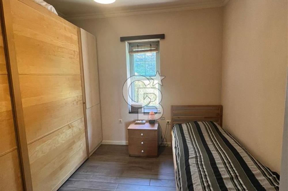 Doğanın Kalbinde Saklı Bir Cennet: Modern ve Masalsı Kiralık Ev