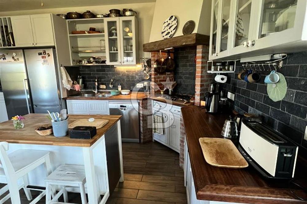 Doğanın Kalbinde Saklı Bir Cennet: Modern ve Masalsı Kiralık Ev