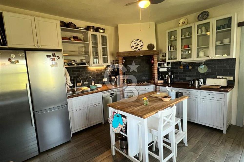 Doğanın Kalbinde Saklı Bir Cennet: Modern ve Masalsı Kiralık Ev