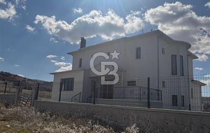 Ballıkuyumcu'da Özel Satılık 7 + 2 Müstakil Villa