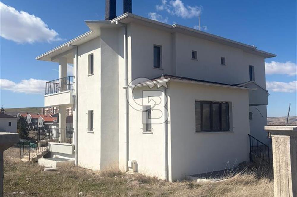 Ballıkuyumcu'da Özel Satılık 7 + 2 Müstakil Villa