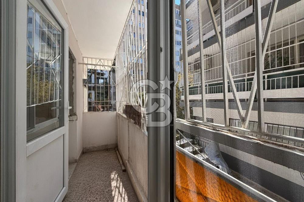 İZMİR GÜZELYALIDA MERKEZİ KONUMDA 2+1 KİRALIK DAİRE