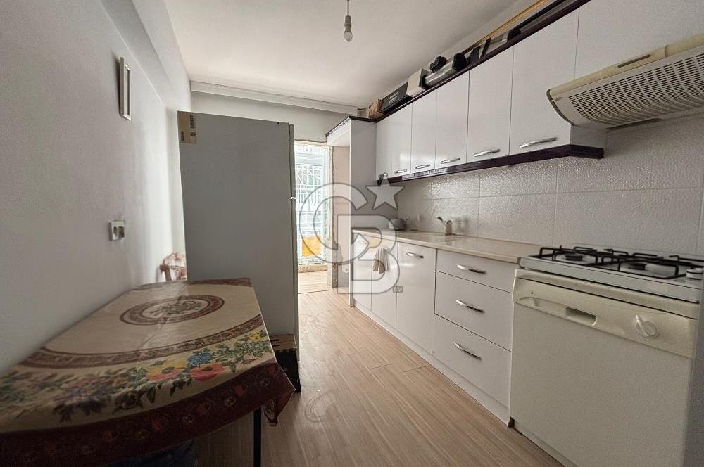 İZMİR GÜZELYALIDA MERKEZİ KONUMDA 2+1 KİRALIK DAİRE