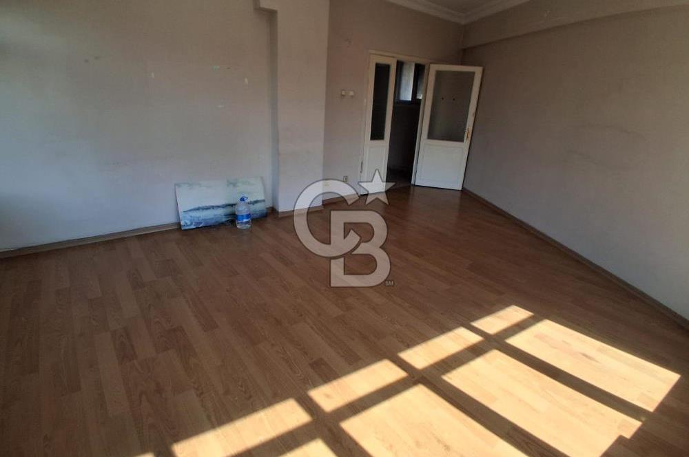 Pendik Batı Mahallesi çarşı 115 m2 net kiralık 3+1 daire boş