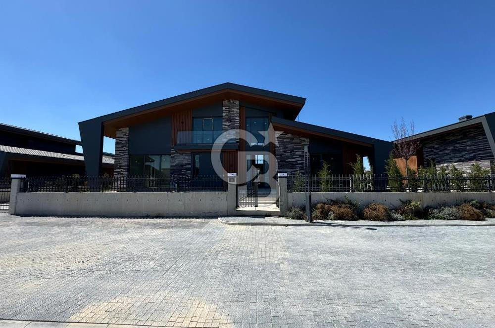 ANKARA GÖLBAŞI KÖSEN VİLLS BOTANİK DE MÜSTAKİL SATILIK VİLLA