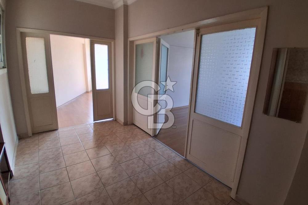 Pendik Batı Mahallesi çarşı 115 m2 net kiralık 3+1 daire boş