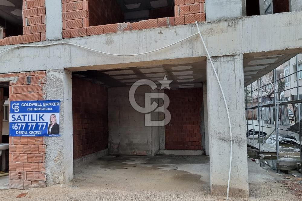 ATAŞEHİR İÇERENKÖYDE DEPOLU & YATIRIMLIK SATILIK DÜKKAN