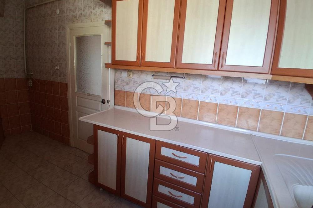 Pendik Batı Mahallesi çarşı 115 m2 net kiralık 3+1 daire boş