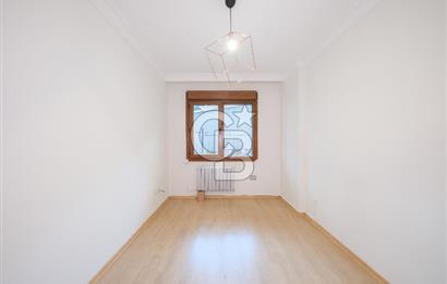 Fırsat Teşvikiye Kiralık 2+1 Site İçi Asansörlü Otoparklı