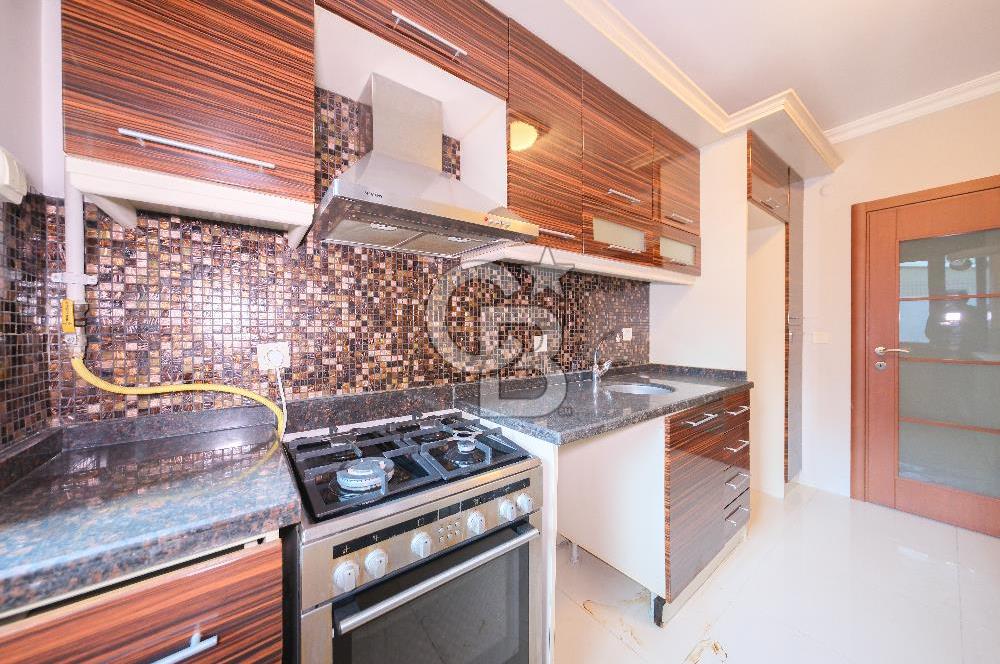 Fırsat Teşvikiye Kiralık 2+1 Site İçi Asansörlü Otoparklı