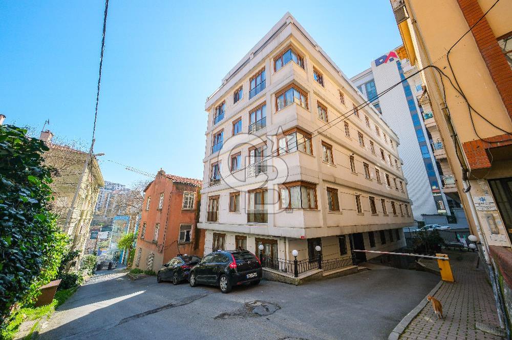 Fırsat Teşvikiye Kiralık 2+1 Site İçi Asansörlü Otoparklı