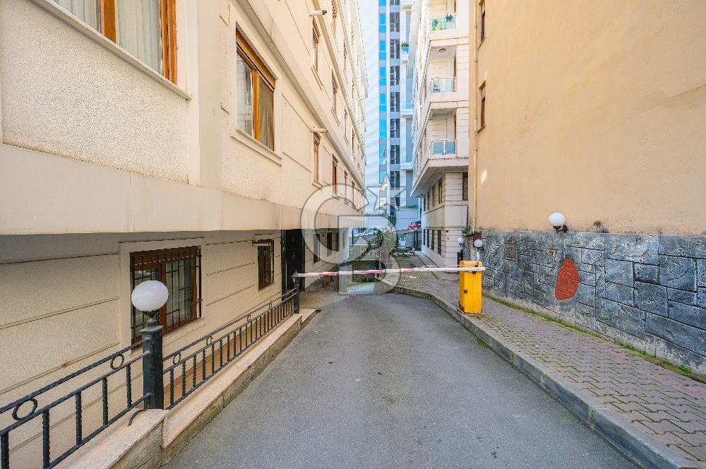 Fırsat Teşvikiye Kiralık 2+1 Site İçi Asansörlü Otoparklı