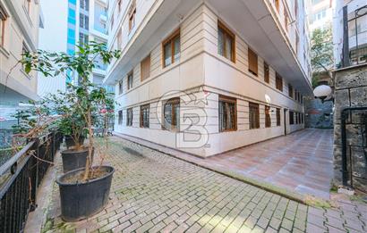 Fırsat Teşvikiye Kiralık 2+1 Site İçi Asansörlü Otoparklı