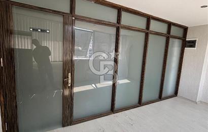 NARLIDERE MERKEZ DE GENİŞ KİRALIK DÜKKAN