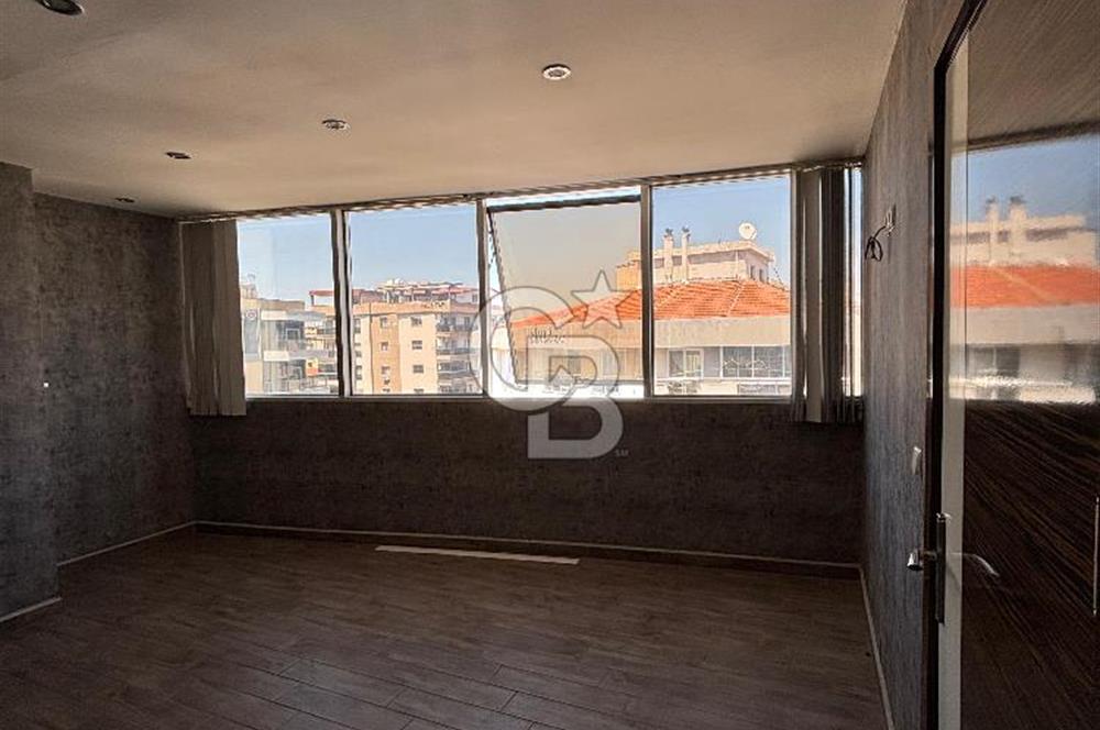 NARLIDERE MERKEZ DE GENİŞ KİRALIK DÜKKAN