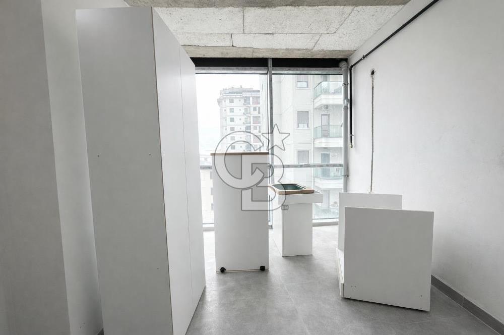 ERENKÖY MİNİBÜS YOLU CADDE ÜZERİ 145 M2 KİRALIK PLAZA KATI OFİS