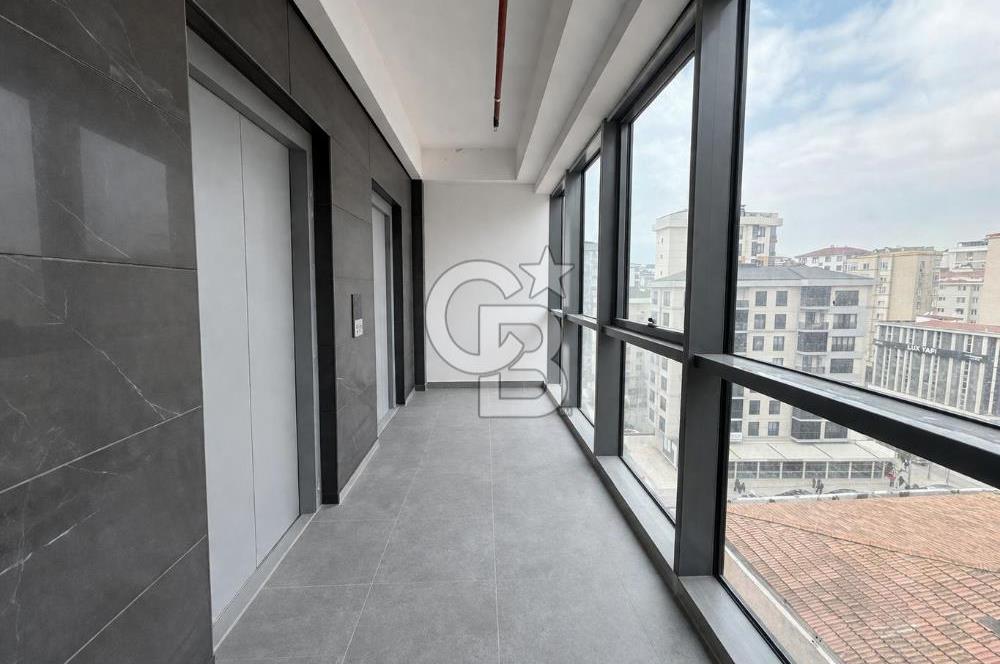 ERENKÖY MİNİBÜS YOLU CADDE ÜZERİ 145 M2 KİRALIK PLAZA KATI OFİS