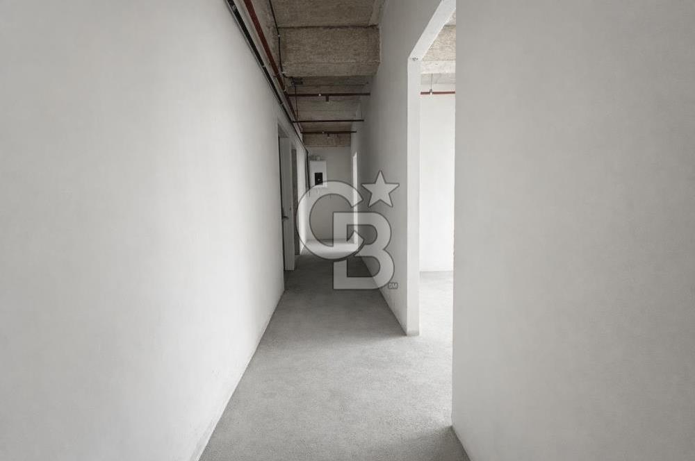 ERENKÖY MİNİBÜS YOLU CADDE ÜZERİ 145 M2 KİRALIK PLAZA KATI OFİS