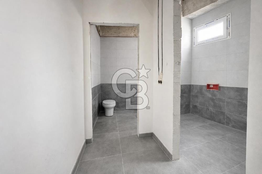 ERENKÖY MİNİBÜS YOLU CADDE ÜZERİ 145 M2 KİRALIK PLAZA KATI OFİS