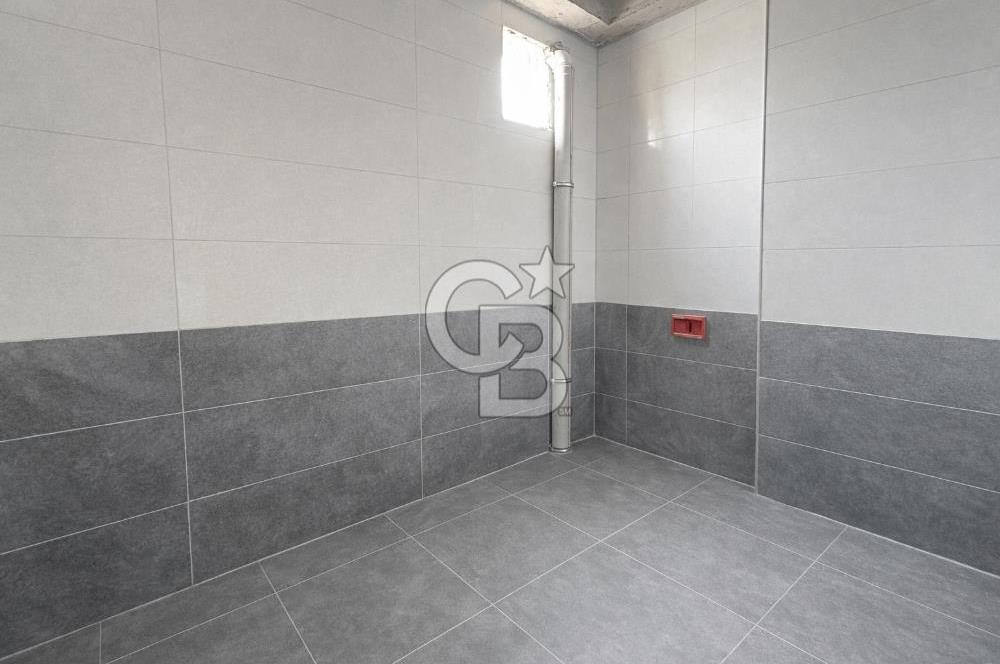 ERENKÖY MİNİBÜS YOLU CADDE ÜZERİ 145 M2 KİRALIK PLAZA KATI OFİS