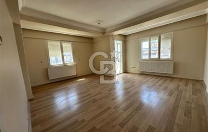 Tire Hürriyet Mahallesi’nde Satılık Geniş ve Bakımlı 3+1 Daire