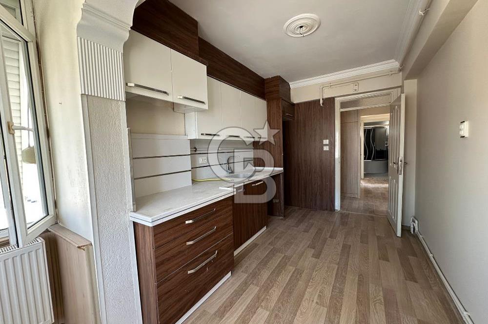 Tire Hürriyet Mahallesi’nde Satılık Geniş ve Bakımlı 3+1 Daire