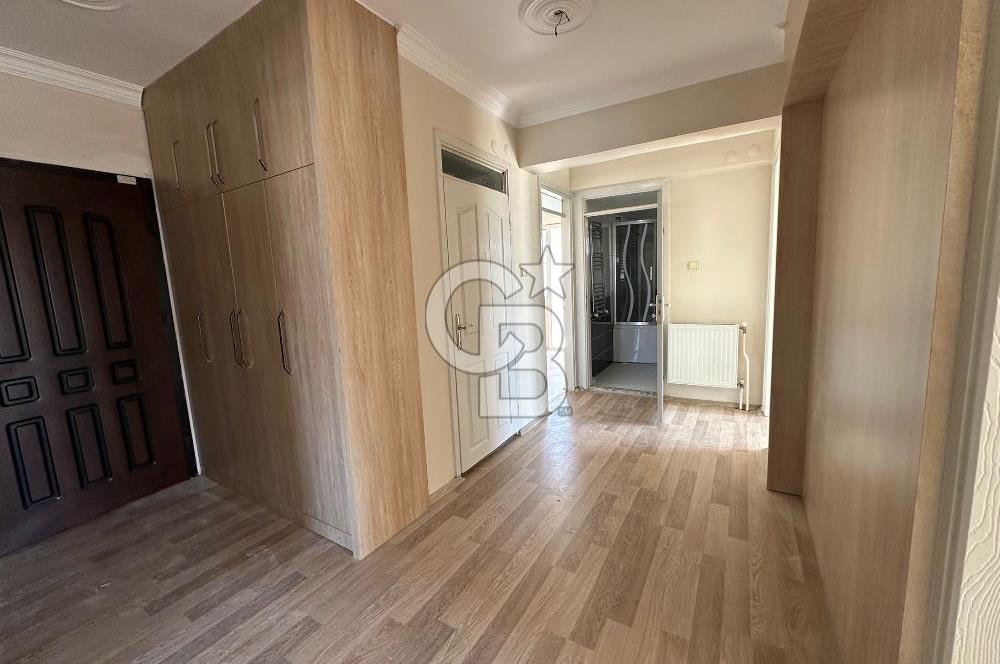 Tire Hürriyet Mahallesi’nde Satılık Geniş ve Bakımlı 3+1 Daire