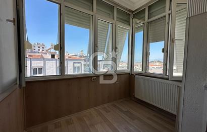 Tire Hürriyet Mahallesi’nde Satılık Geniş ve Bakımlı 3+1 Daire