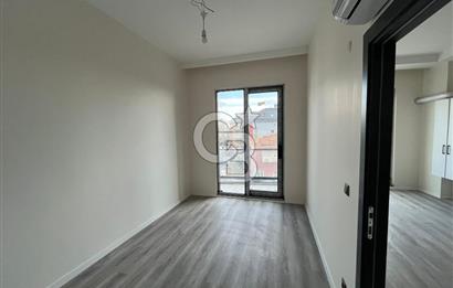 1+1 Kemerburgaz Bahçeköy Cad  Satılık