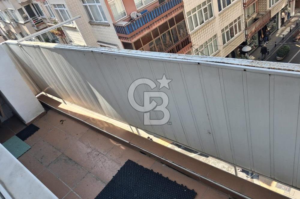 Pendik Batı Mahallesi çarşı 115 m2 net kiralık 3+1 daire boş