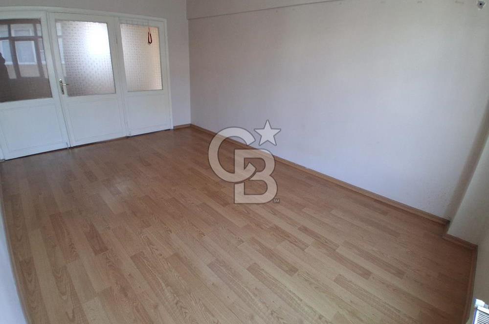 Pendik Batı Mahallesi çarşı 115 m2 net kiralık 3+1 daire boş