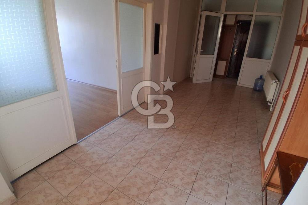 Pendik Batı Mahallesi çarşı 115 m2 net kiralık 3+1 daire boş