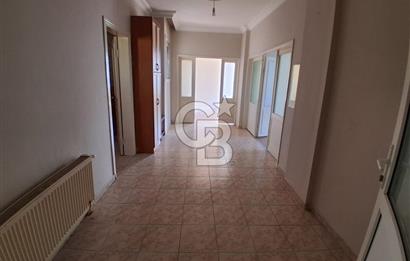Pendik Batı Mahallesi çarşı 115 m2 net kiralık 3+1 daire boş