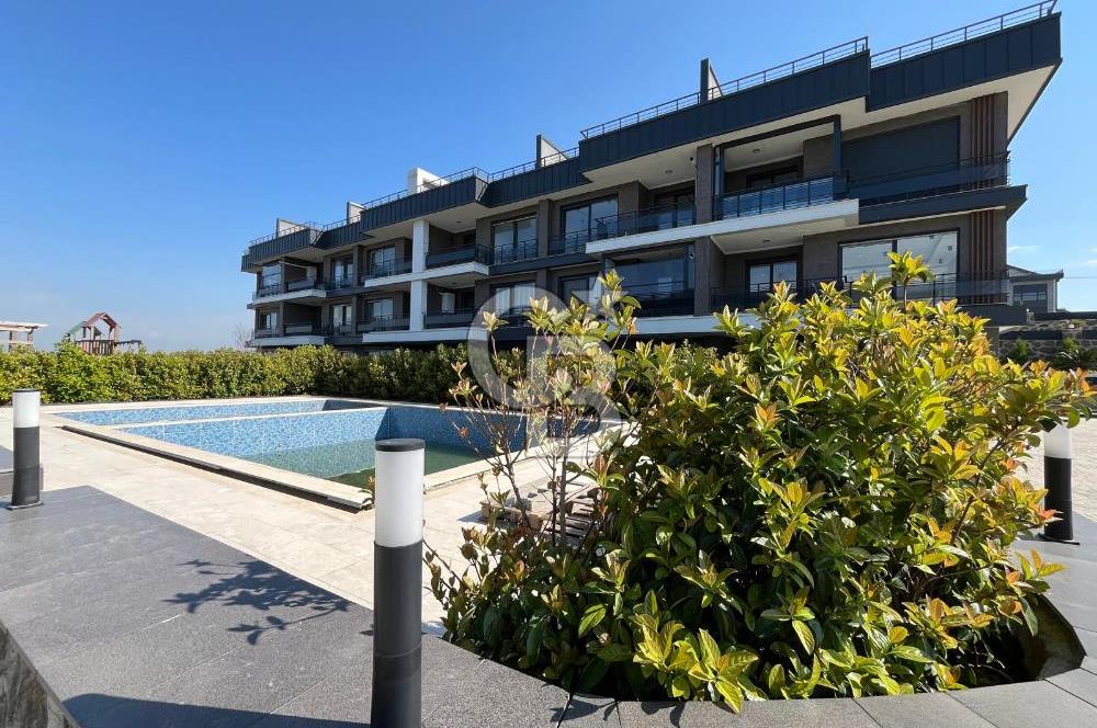 İKON SİTESİNDE GENİŞ TERASLI, DENİZ-DOĞA MANZARALI 4+1 DUBLEKS