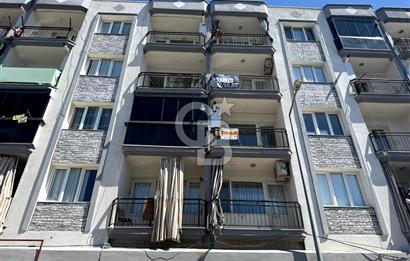 Salihli Gaziler Mahallesi'nde Ara Kat Asansörlü 3+1 Daire