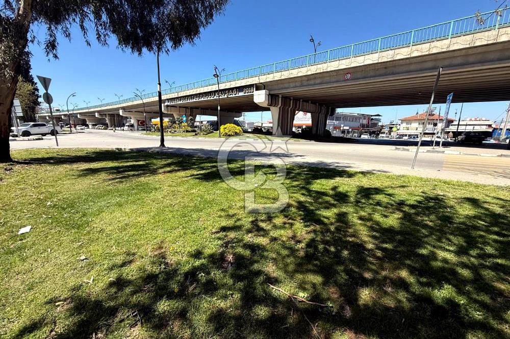 Salihli Gaziler Mahallesi'nde Ara Kat Asansörlü 3+1 Daire