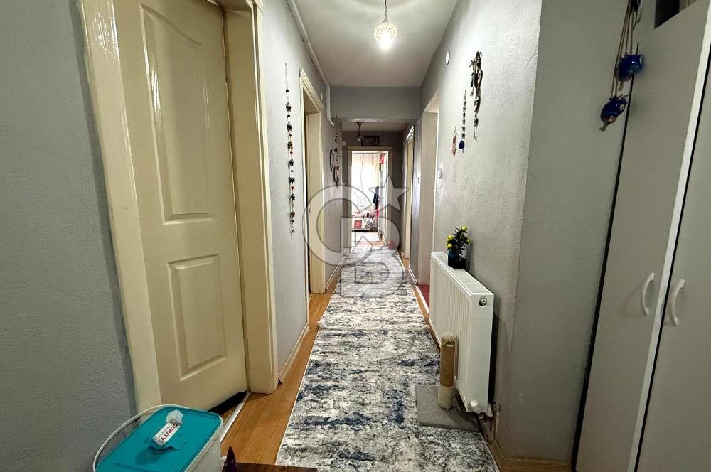 Salihli Gaziler Mahallesi'nde Ara Kat Asansörlü 3+1 Daire