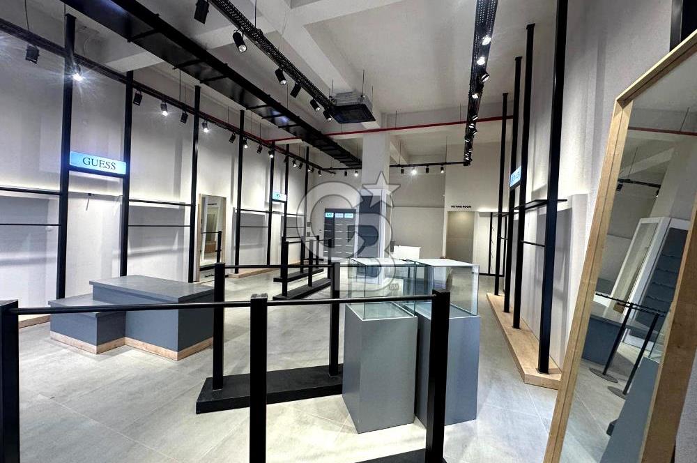 CB BLACK'TEN GÜMÜŞTEPE İKON YAŞAM MERKEZİN'DE KİRALIK DÜKKAN