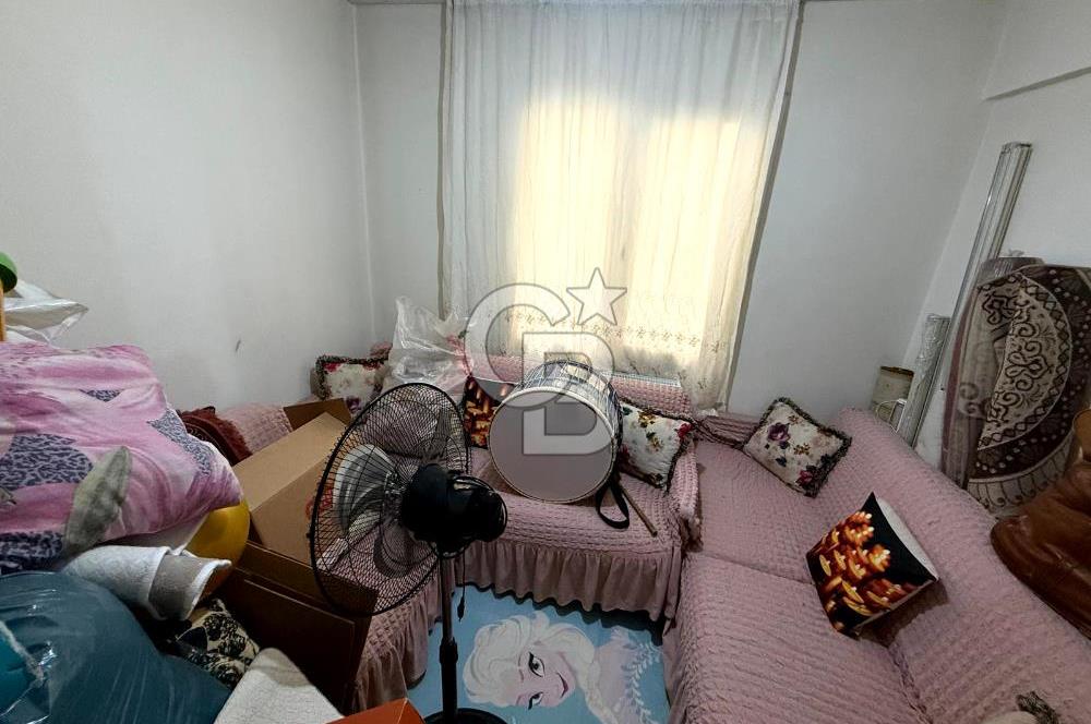 Salihli Gaziler Mahallesi'nde Ara Kat Asansörlü 3+1 Daire