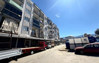 Salihli Gaziler Mahallesi'nde Ara Kat Asansörlü 3+1 Daire