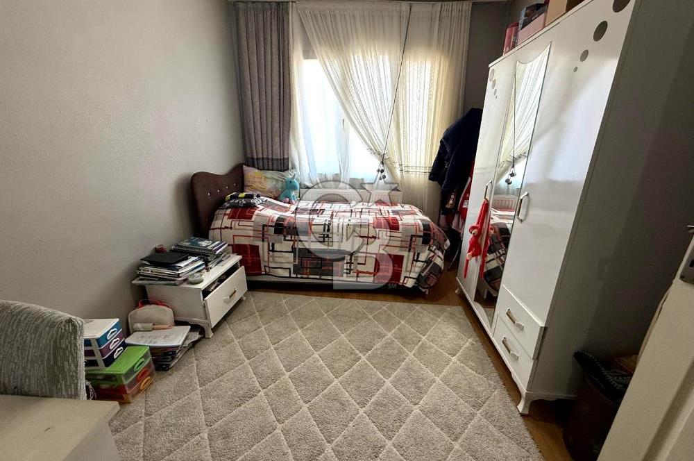 Salihli Gaziler Mahallesi'nde Ara Kat Asansörlü 3+1 Daire