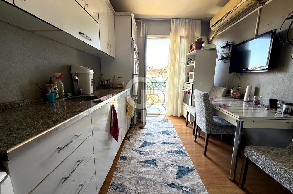 Salihli Gaziler Mahallesi'nde Ara Kat Asansörlü 3+1 Daire